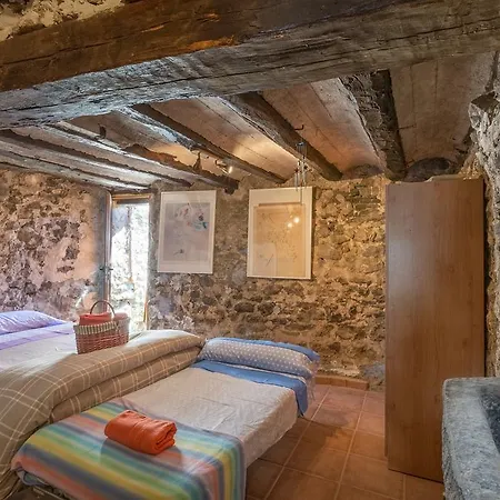Base Holiday home Llimiana