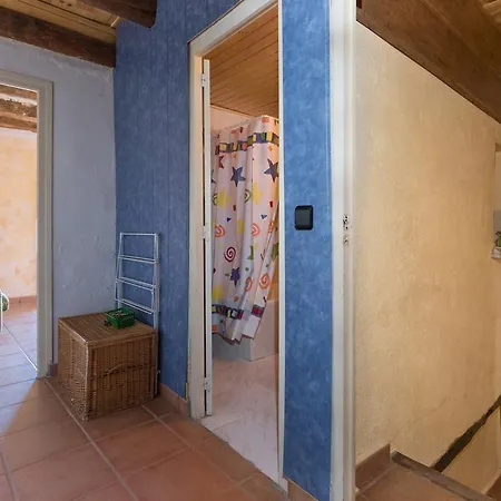 Base Holiday home Llimiana