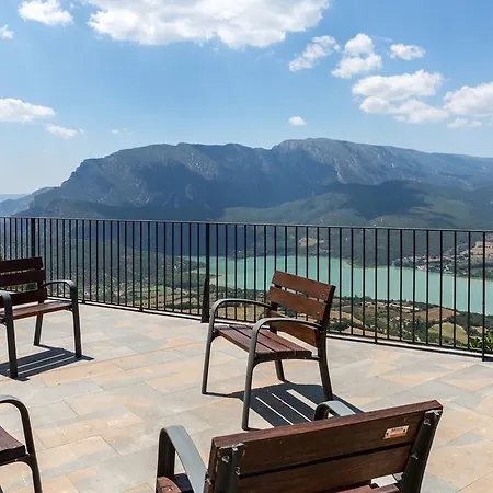 Base Holiday home Llimiana